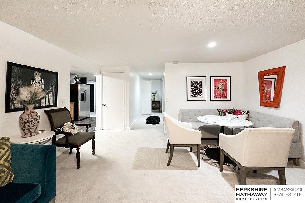 Omaha, Nebraska 68154, United States, 4 Bedrooms Bedrooms, ,2 BathroomsBathrooms,Residential,Active,187634