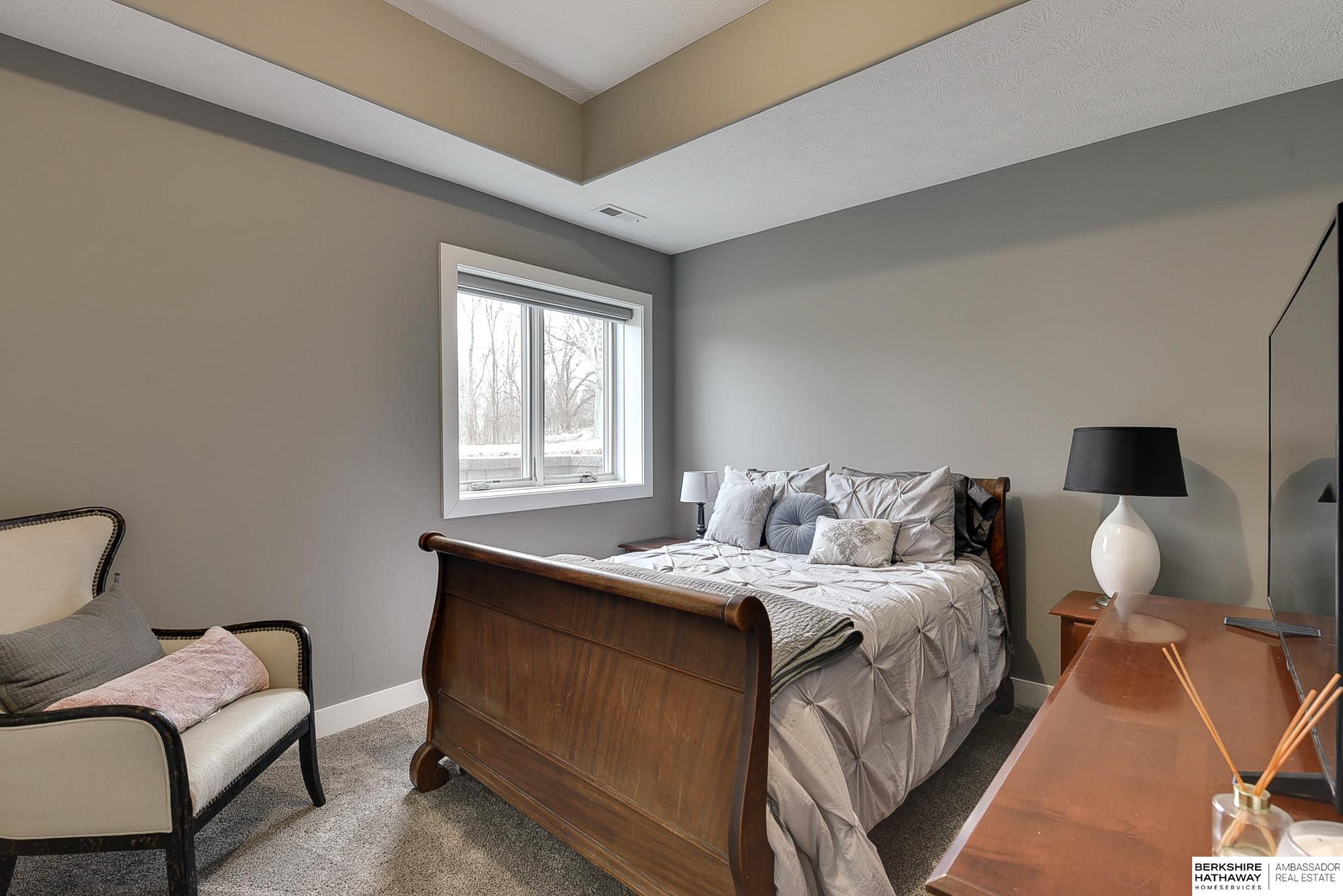 Elkhorn, Nebraska 68022, United States, 5 Bedrooms Bedrooms, ,4 BathroomsBathrooms,Residential,Active,121737