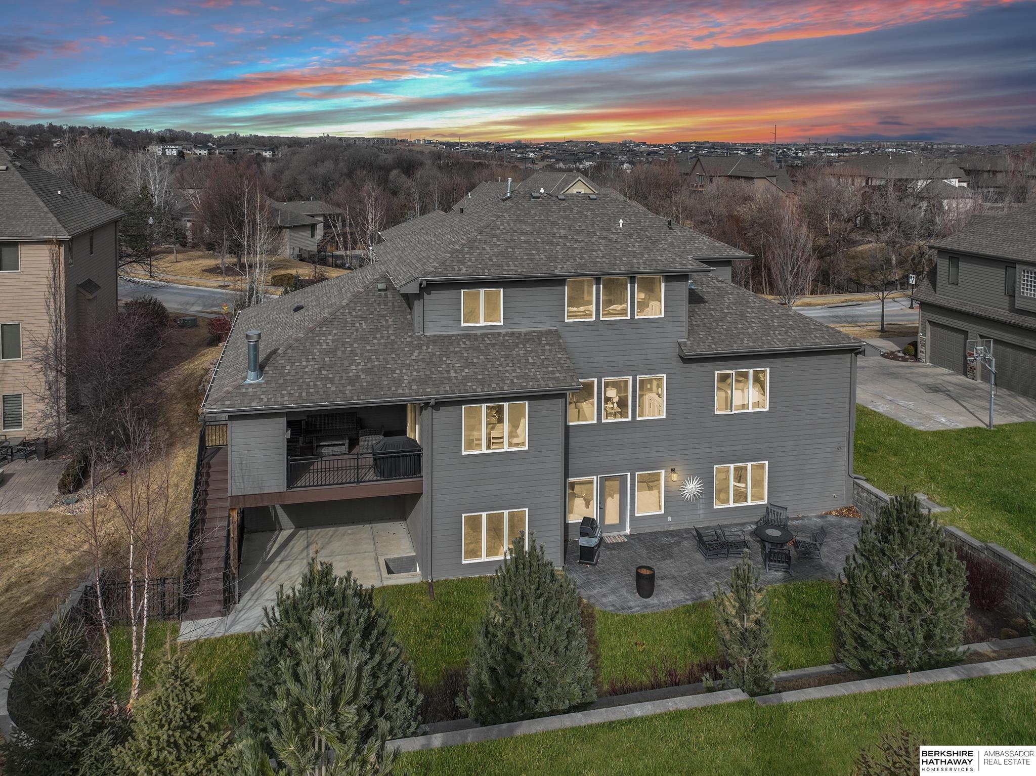 Elkhorn, Nebraska 68022, United States, 5 Bedrooms Bedrooms, ,4 BathroomsBathrooms,Residential,Active,121737