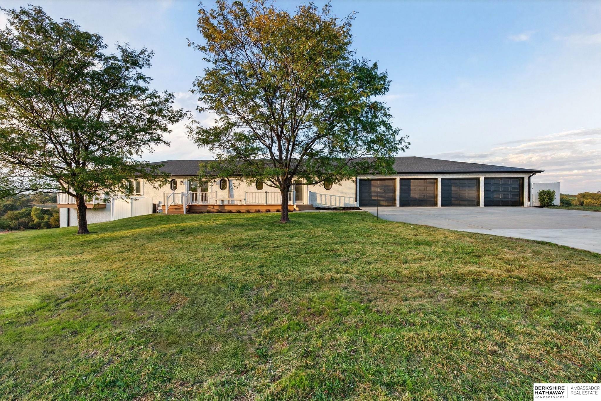 Gretna, Nebraska 68028, United States, 6 Bedrooms Bedrooms, ,5 BathroomsBathrooms,Residential,Active,228459