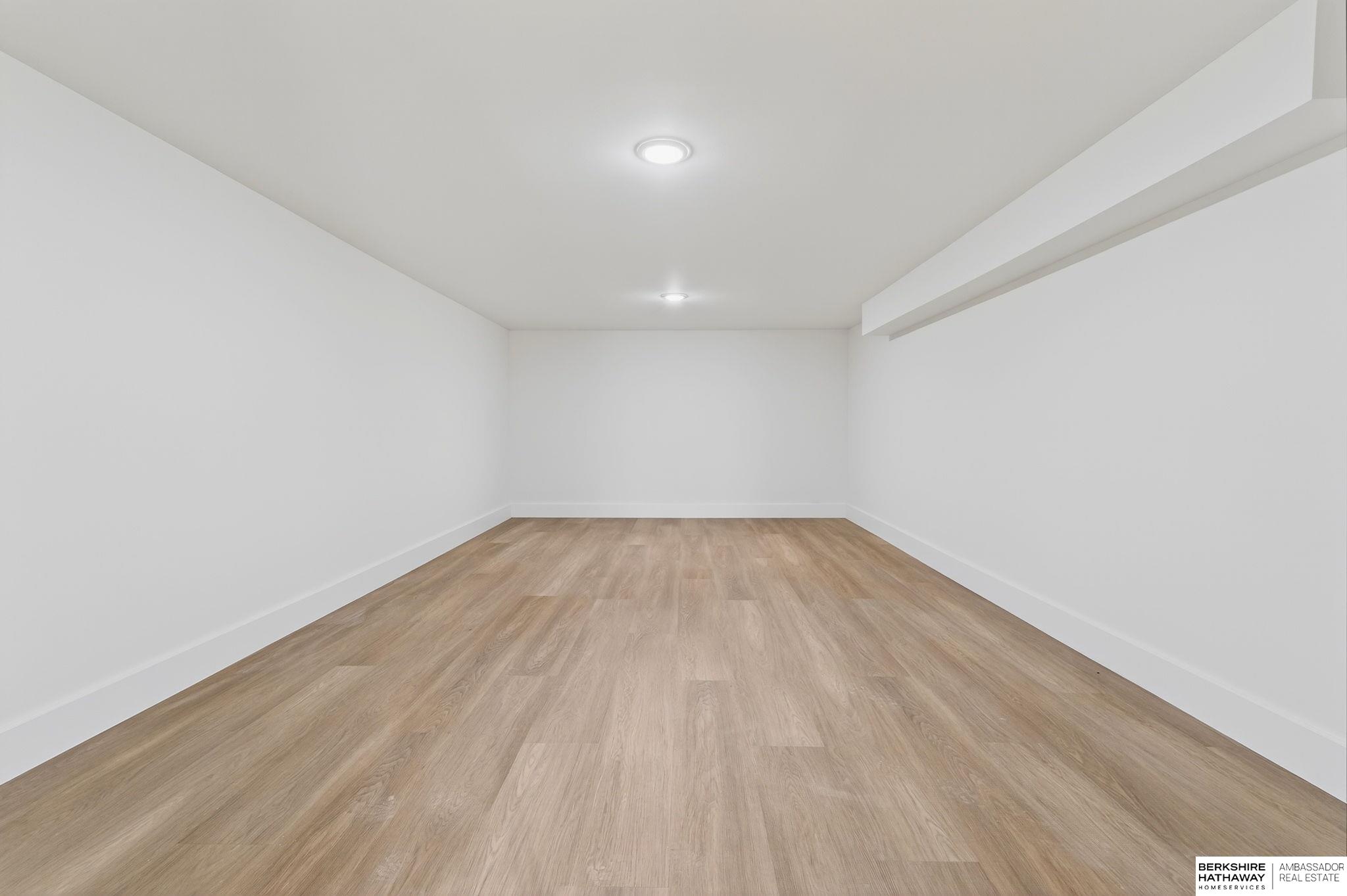 Gretna, Nebraska 68028, United States, 6 Bedrooms Bedrooms, ,5 BathroomsBathrooms,Residential,Active,228459