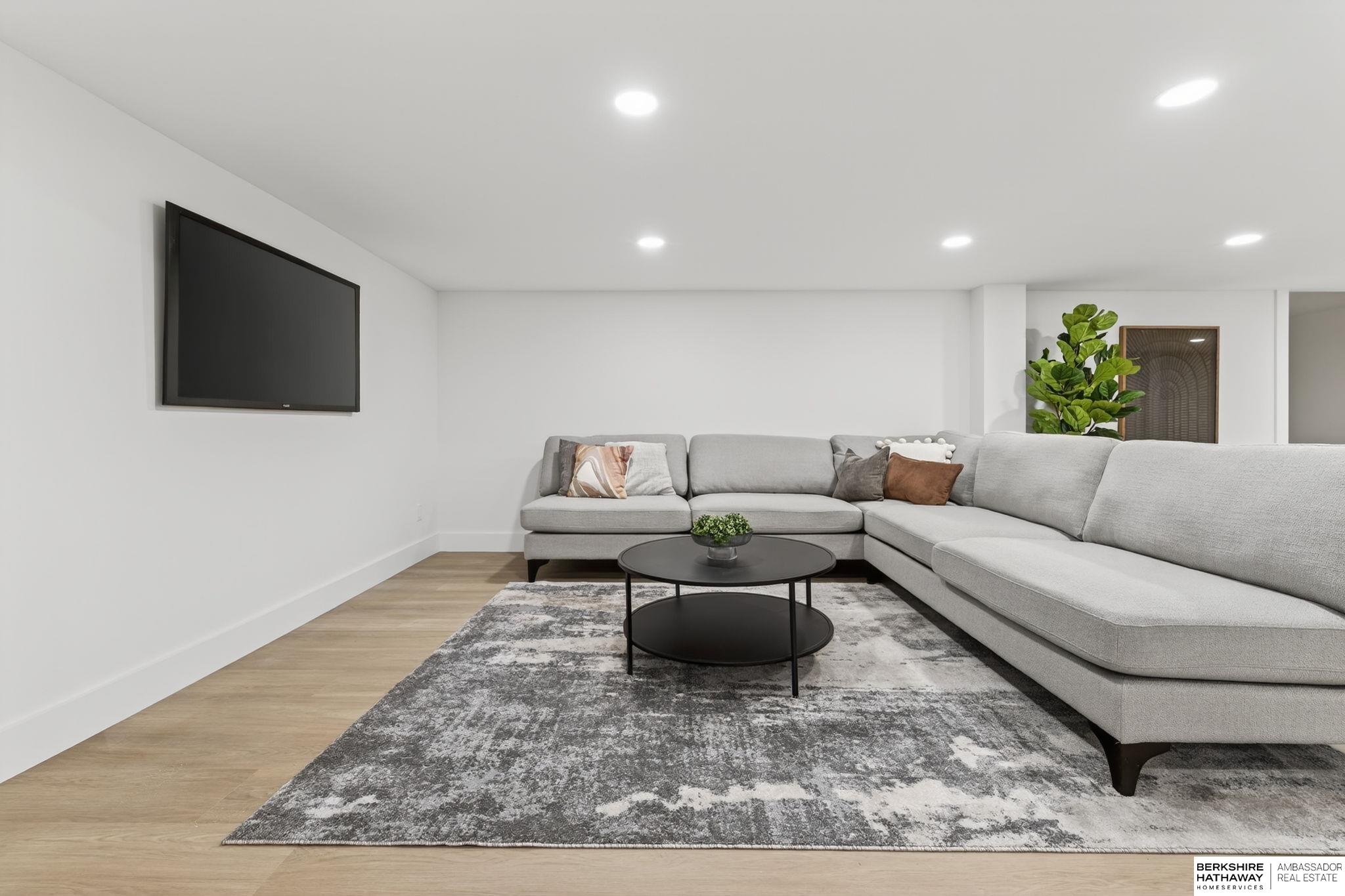 Gretna, Nebraska 68028, United States, 6 Bedrooms Bedrooms, ,5 BathroomsBathrooms,Residential,Active,228459