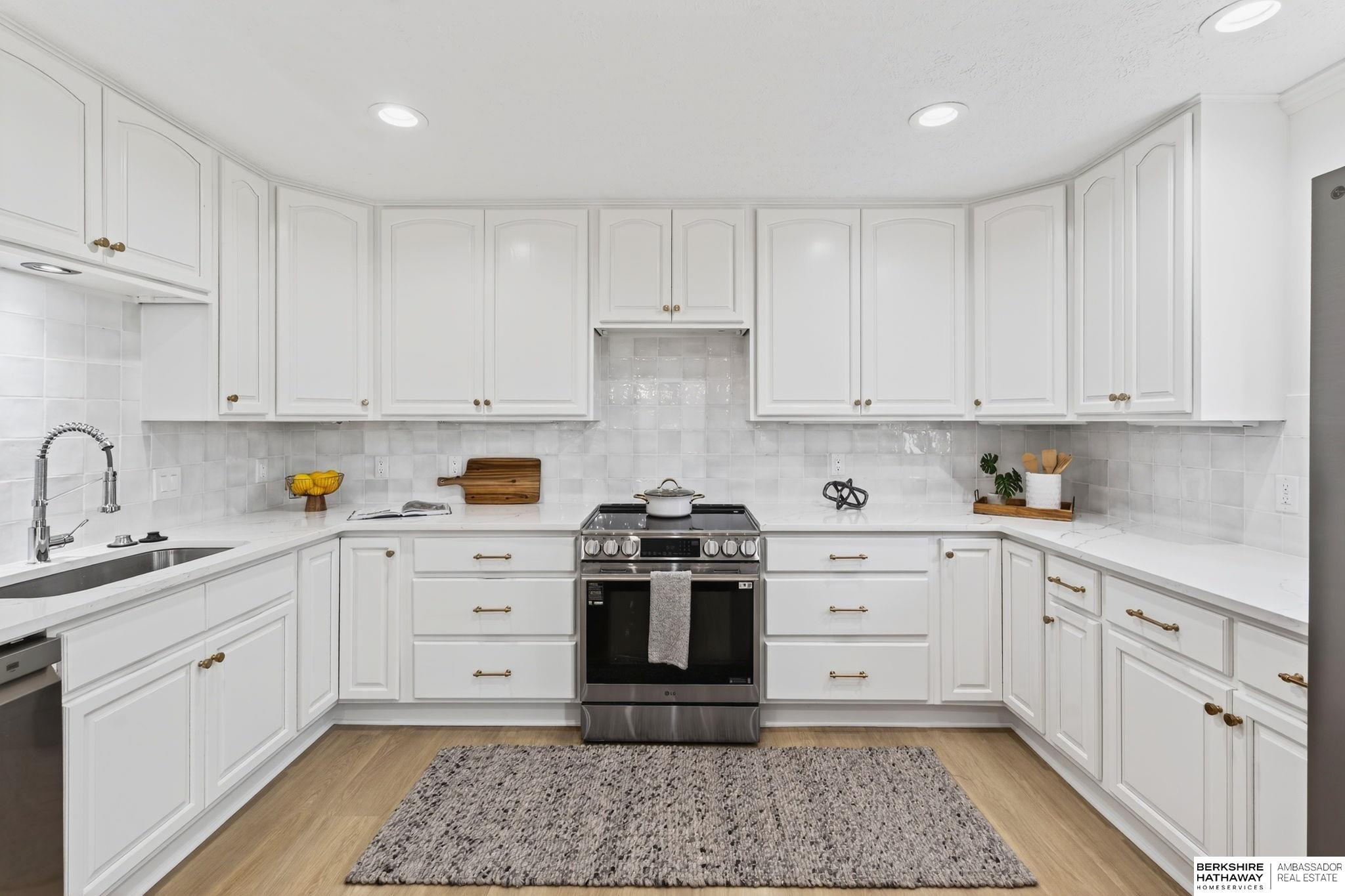 Gretna, Nebraska 68028, United States, 6 Bedrooms Bedrooms, ,5 BathroomsBathrooms,Residential,Active,228459