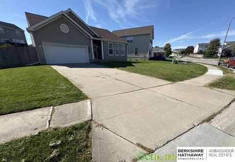 Photo of 7766 N 106th Street, Omaha, NE 68122 (MLS # 22531536)