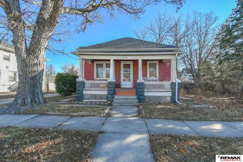Photo of 1524 S 7 th Street, Lincoln, NE 68502 (MLS # 22609986)