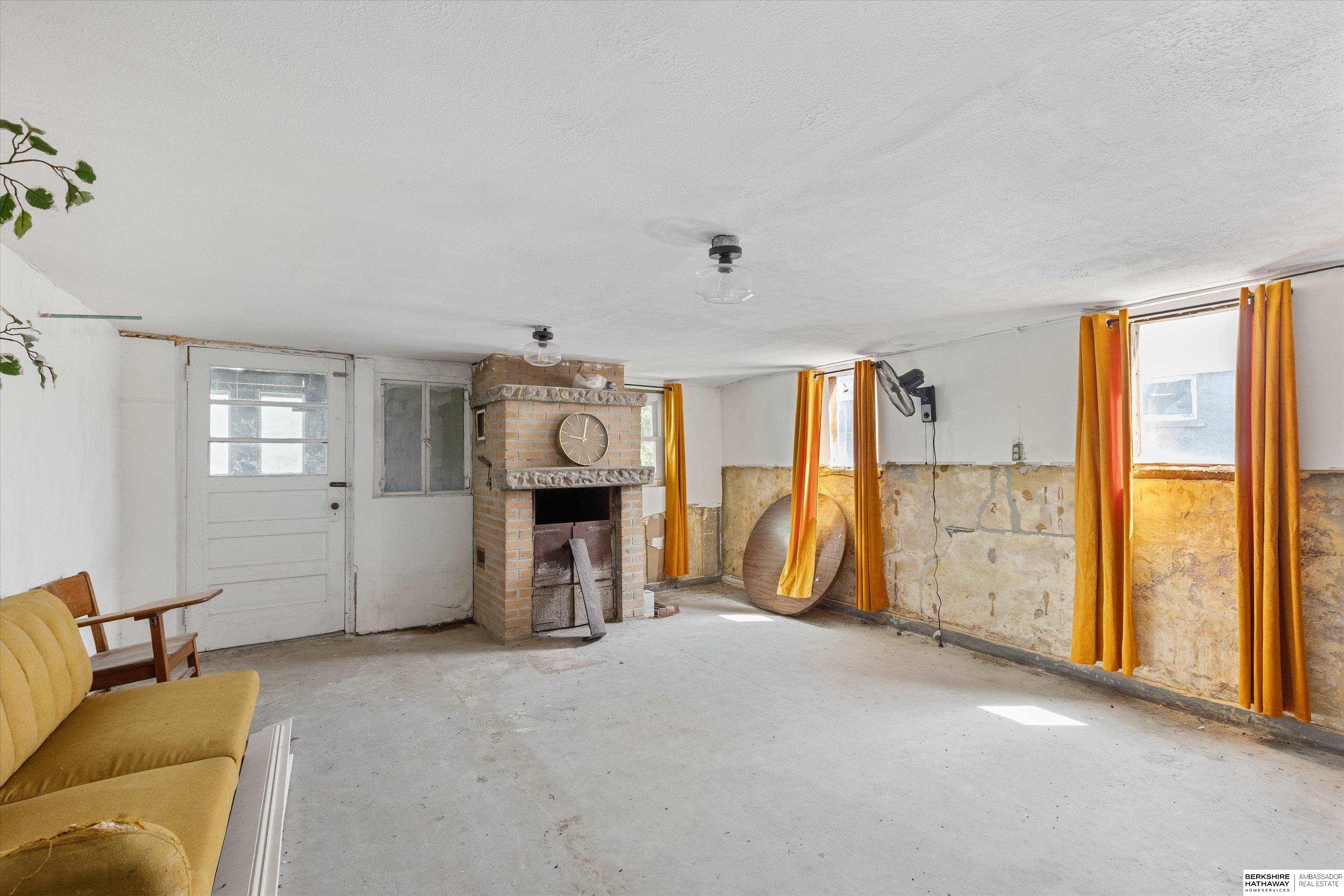 Omaha, Nebraska 68108, United States, 3 Bedrooms Bedrooms, ,2 BathroomsBathrooms,Residential,Active,139853