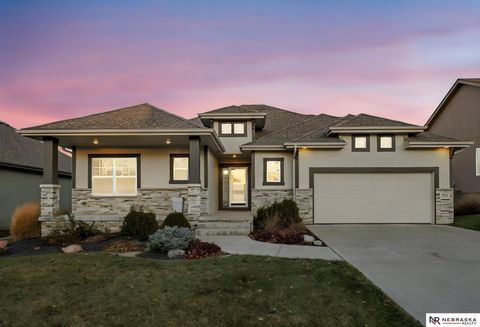 Photo of 17030 Aurora Street, Omaha, NE 68136 (MLS # 22600229)