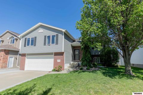 Photo of 7410 Helen Witt Drive, Lincoln, NE 68512 (MLS # 22611741)
