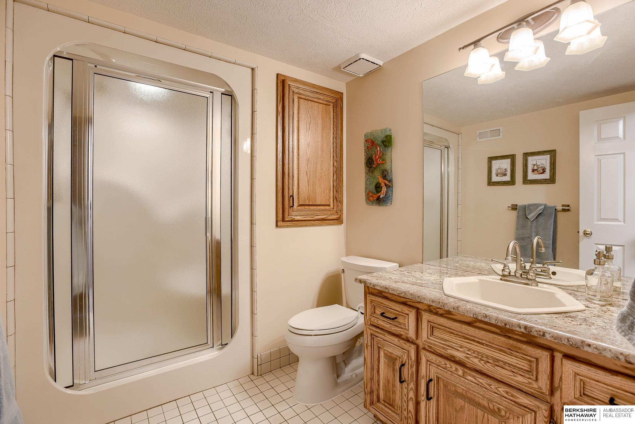 Springfield, Nebraska 68059, United States, 3 Bedrooms Bedrooms, ,4 BathroomsBathrooms,Residential,Active,122014