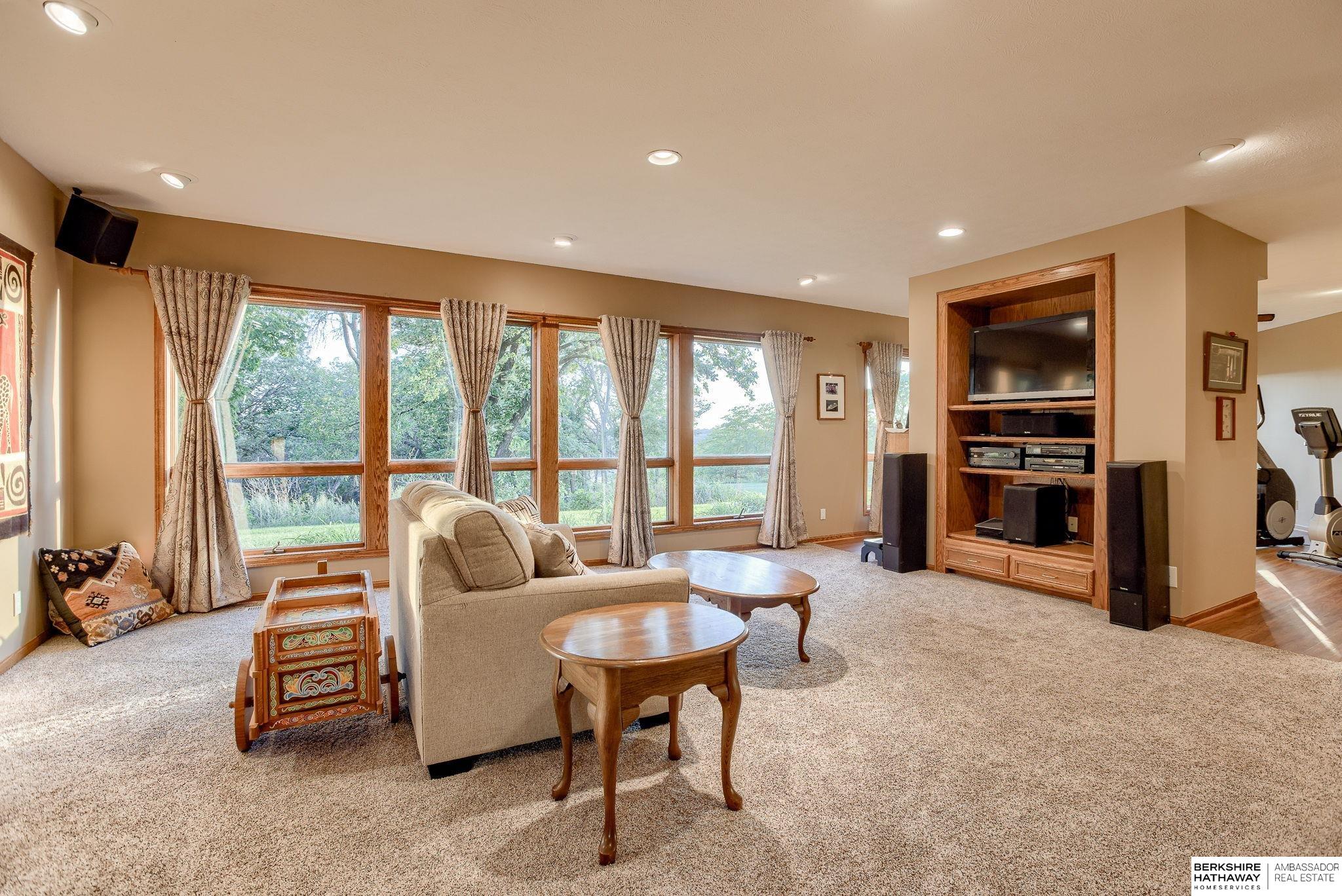 Springfield, Nebraska 68059, United States, 3 Bedrooms Bedrooms, ,4 BathroomsBathrooms,Residential,Active,122014