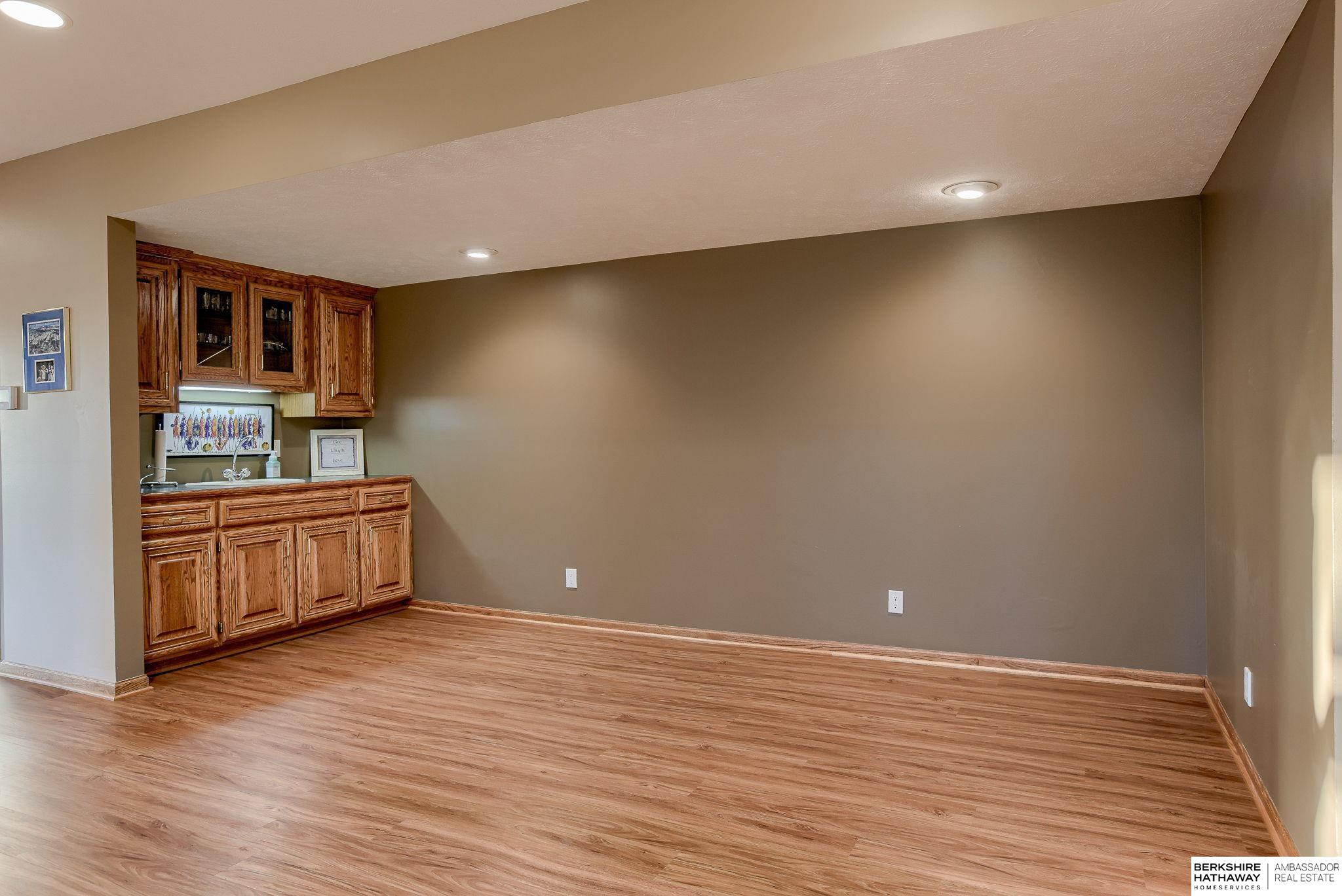 Springfield, Nebraska 68059, United States, 3 Bedrooms Bedrooms, ,4 BathroomsBathrooms,Residential,Active,122014