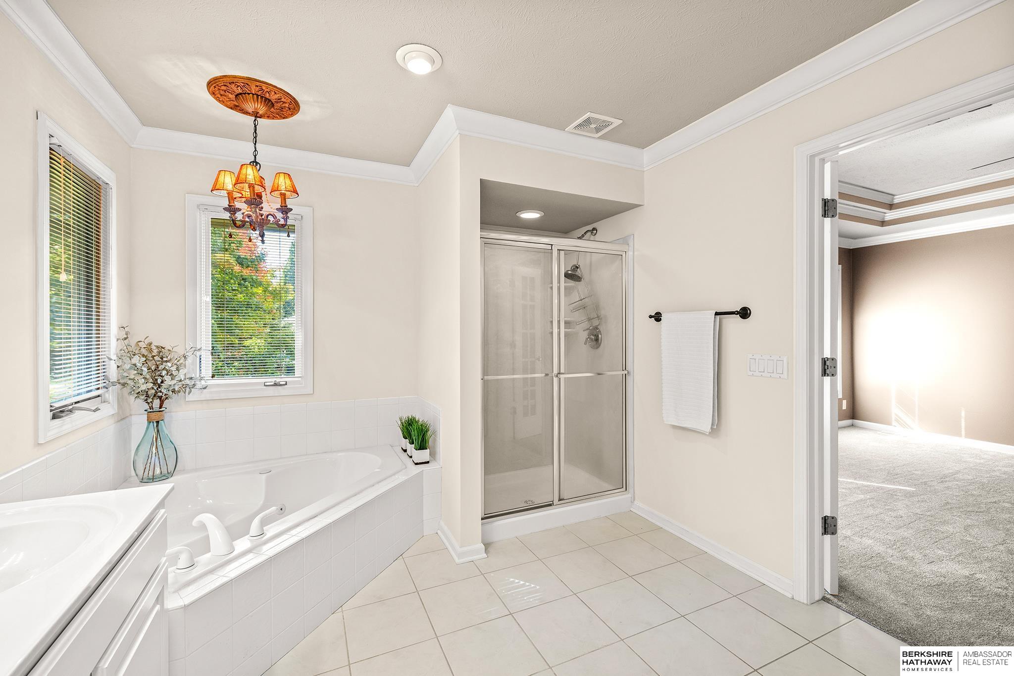 Omaha, Nebraska 68130, United States, 3 Bedrooms Bedrooms, ,3 BathroomsBathrooms,Residential,Active,228340