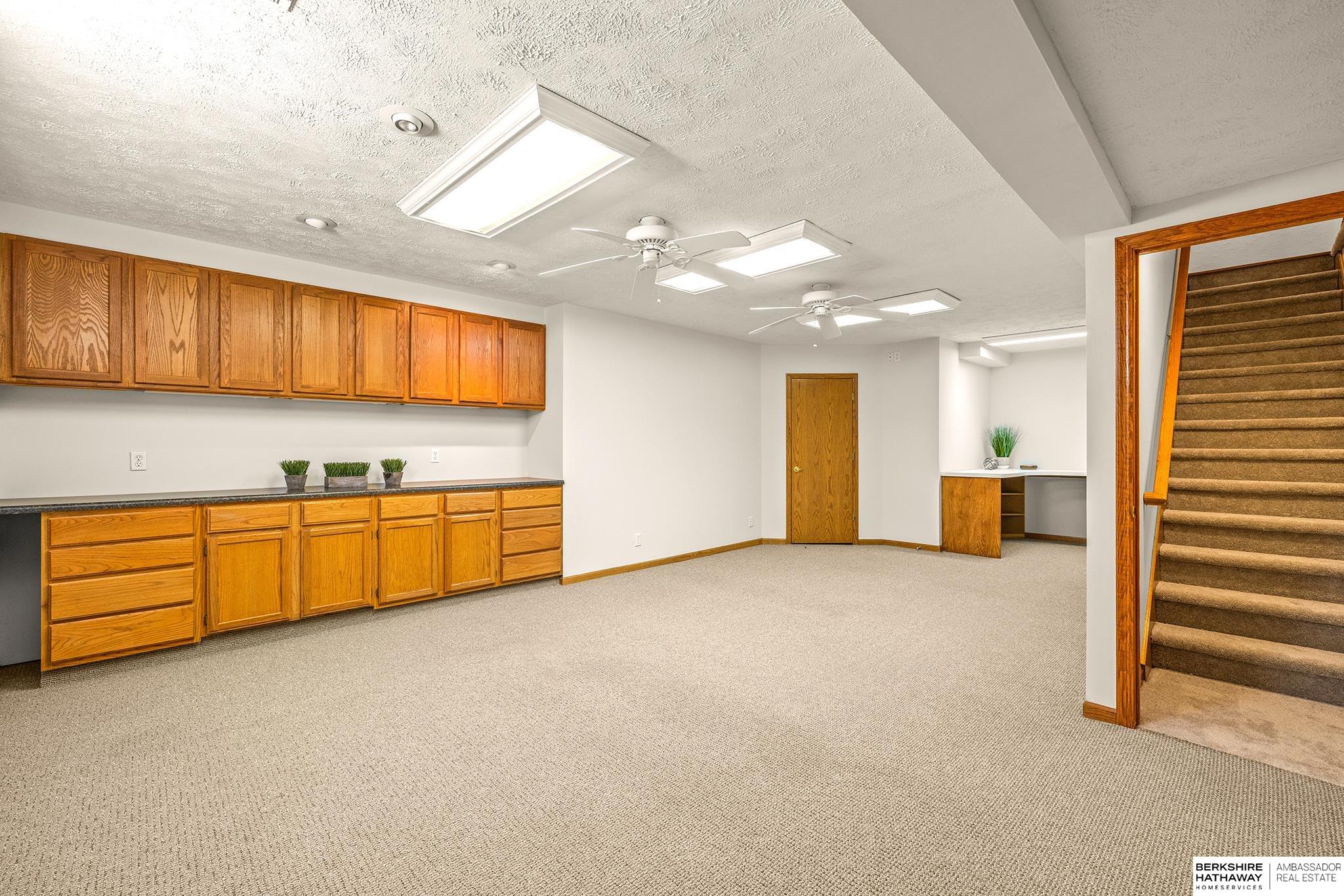 Omaha, Nebraska 68130, United States, 3 Bedrooms Bedrooms, ,3 BathroomsBathrooms,Residential,Active,228340