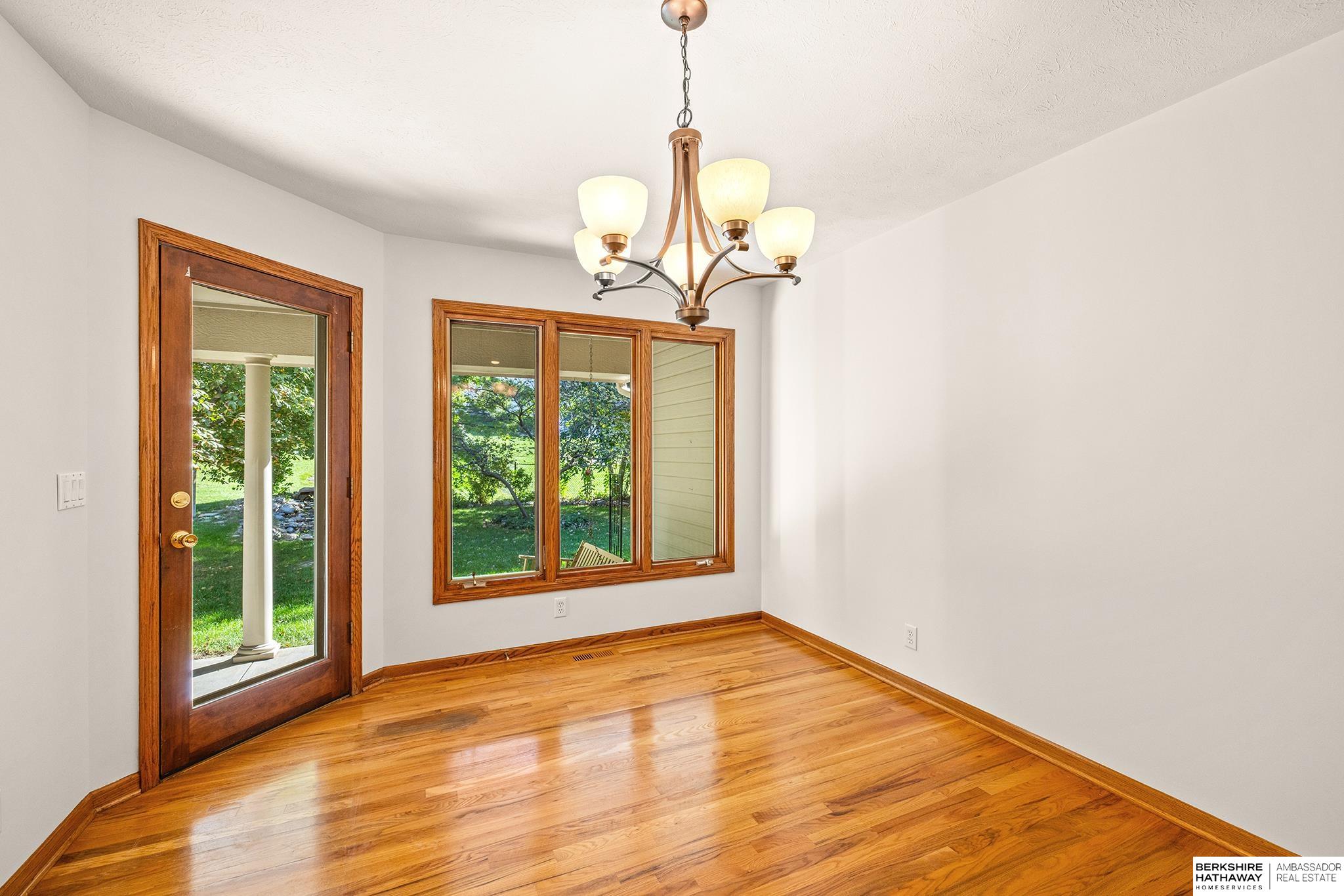 Omaha, Nebraska 68130, United States, 3 Bedrooms Bedrooms, ,3 BathroomsBathrooms,Residential,Active,228340