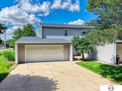 Photo of 5600 Fairacre Court, Lincoln, NE 68506 (MLS # 22619316)