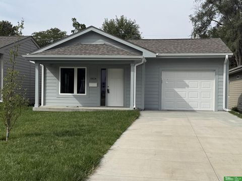 Photo of 5814 N 27 Street, Omaha, NE 68111 (MLS # 22528921)