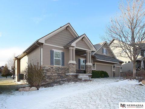 Photo of 20003 Polk Street, Omaha, NE 68135 (MLS # 22602744)
