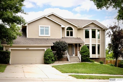 Photo of 2315 Nelson's Creek Drive, Omaha, NE 68116 (MLS # 22618259)