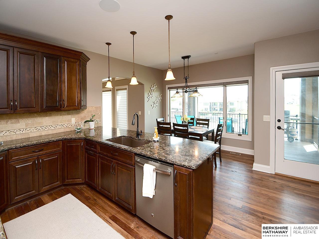 Bennington, Nebraska 68007, United States, 5 Bedrooms Bedrooms, ,5 BathroomsBathrooms,Residential,Pending,180300