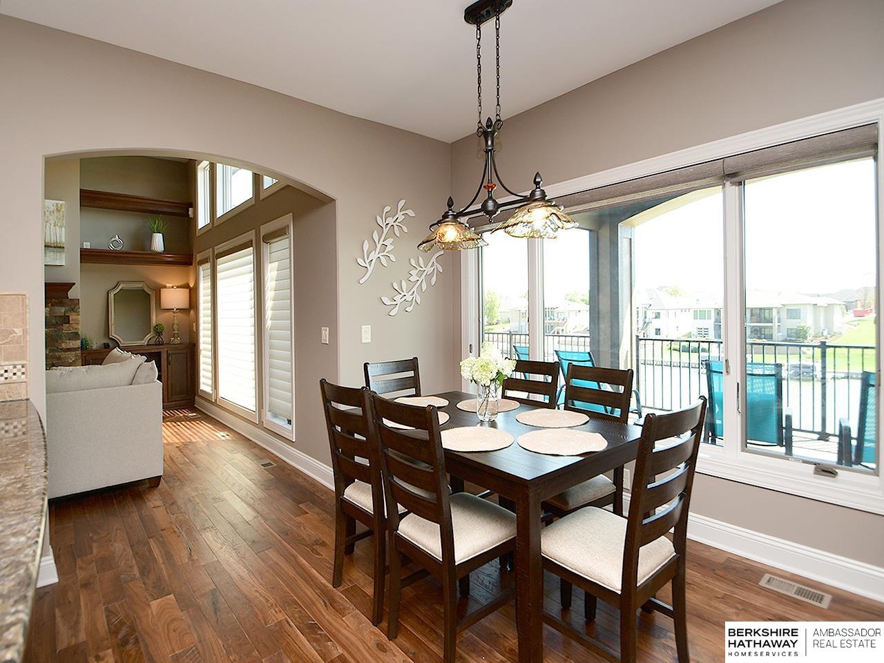 Bennington, Nebraska 68007, United States, 5 Bedrooms Bedrooms, ,5 BathroomsBathrooms,Residential,Pending,180300