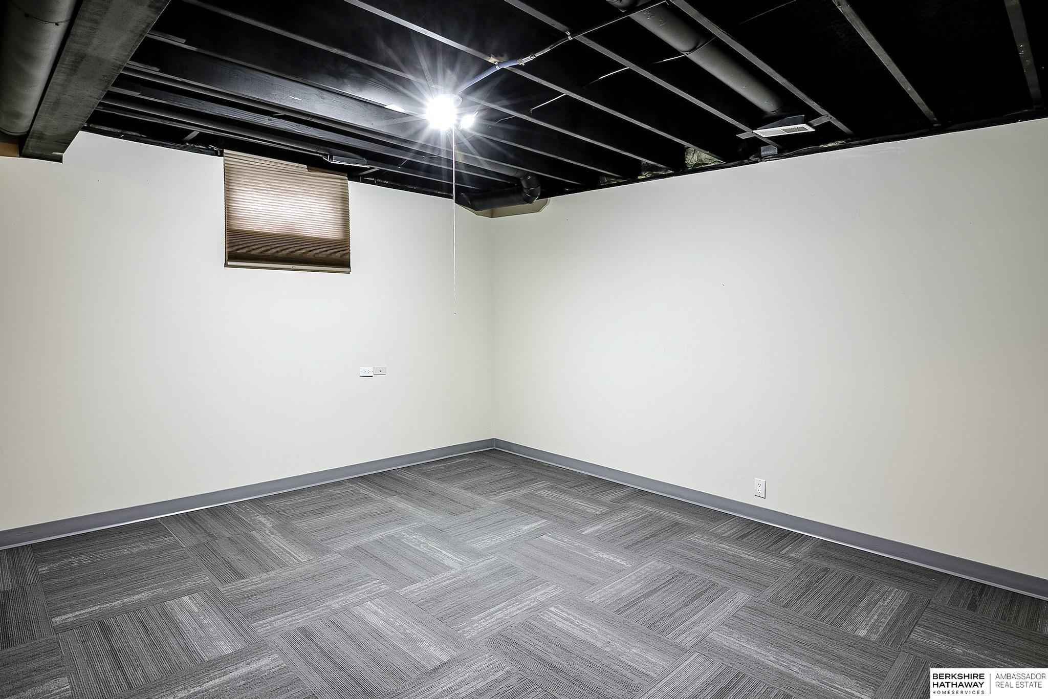 Omaha, Nebraska 68137, United States, 3 Bedrooms Bedrooms, ,3 BathroomsBathrooms,Residential,Active,147502