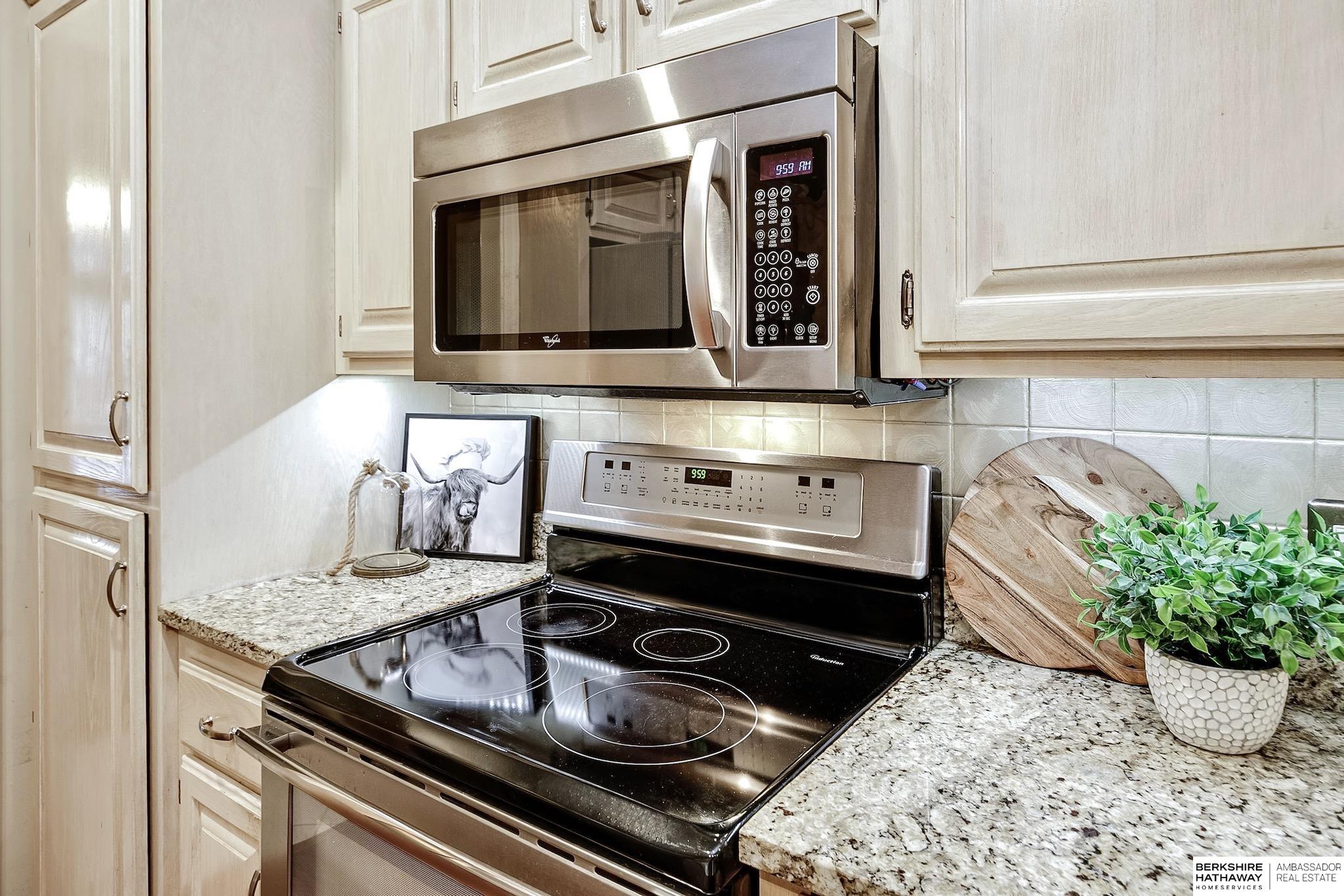 Omaha, Nebraska 68137, United States, 3 Bedrooms Bedrooms, ,3 BathroomsBathrooms,Residential,Active,147502