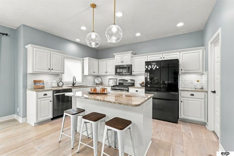Photo of 7331 S 103rd Avenue, La Vista, NE 68128 (MLS # 22626336)