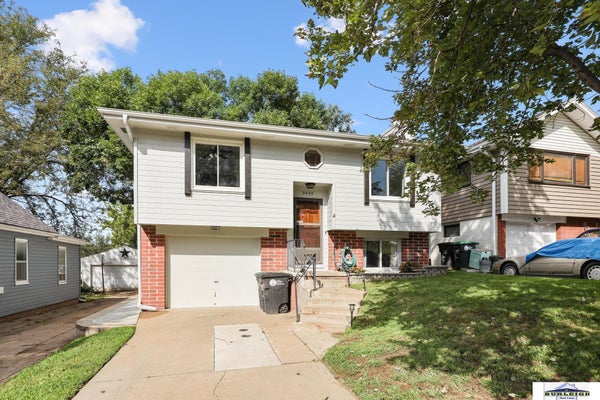 5430 S 50TH ST, OMAHA, NE 68117 - Image 7392f3ce36e91f0eb3c5e136cd43cdfd/3986169707
