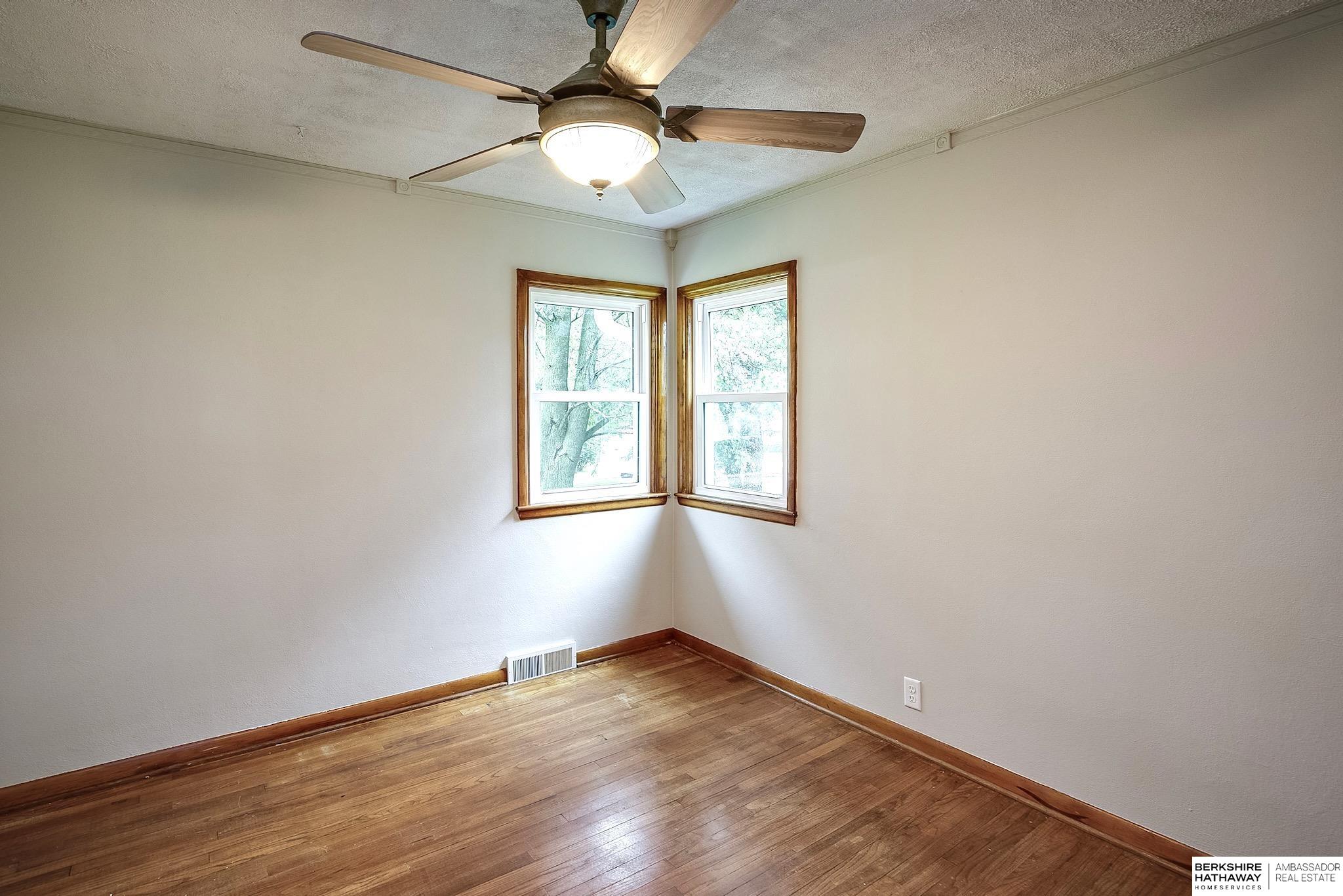 Yutan, Nebraska 68073, United States, 2 Bedrooms Bedrooms, ,2 BathroomsBathrooms,Residential,Pending,183717