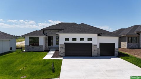 Photo of 5408 N 212 Street, Elkhorn, NE 68022 (MLS # 22521136)