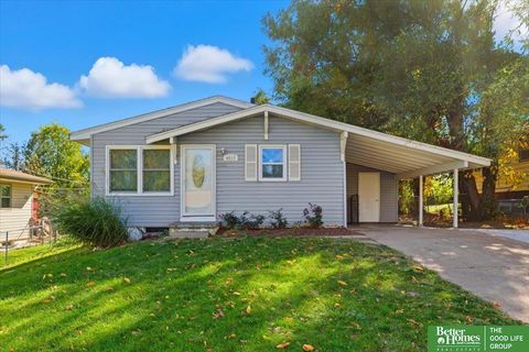 Photo of 4515 Crown Point Avenue, Omaha, NE 68104 (MLS # 22530411) Photo of 4515 Crown Point Avenue, Omaha, NE 68104 (MLS # 22530411)