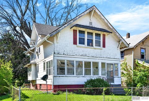 Photo of 1811 Evans Street, Omaha, NE 68110 (MLS # 22612314)