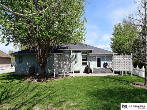 Photo of 20911 Hampton Circle, Gretna, NE 68028 (MLS # 22615596)