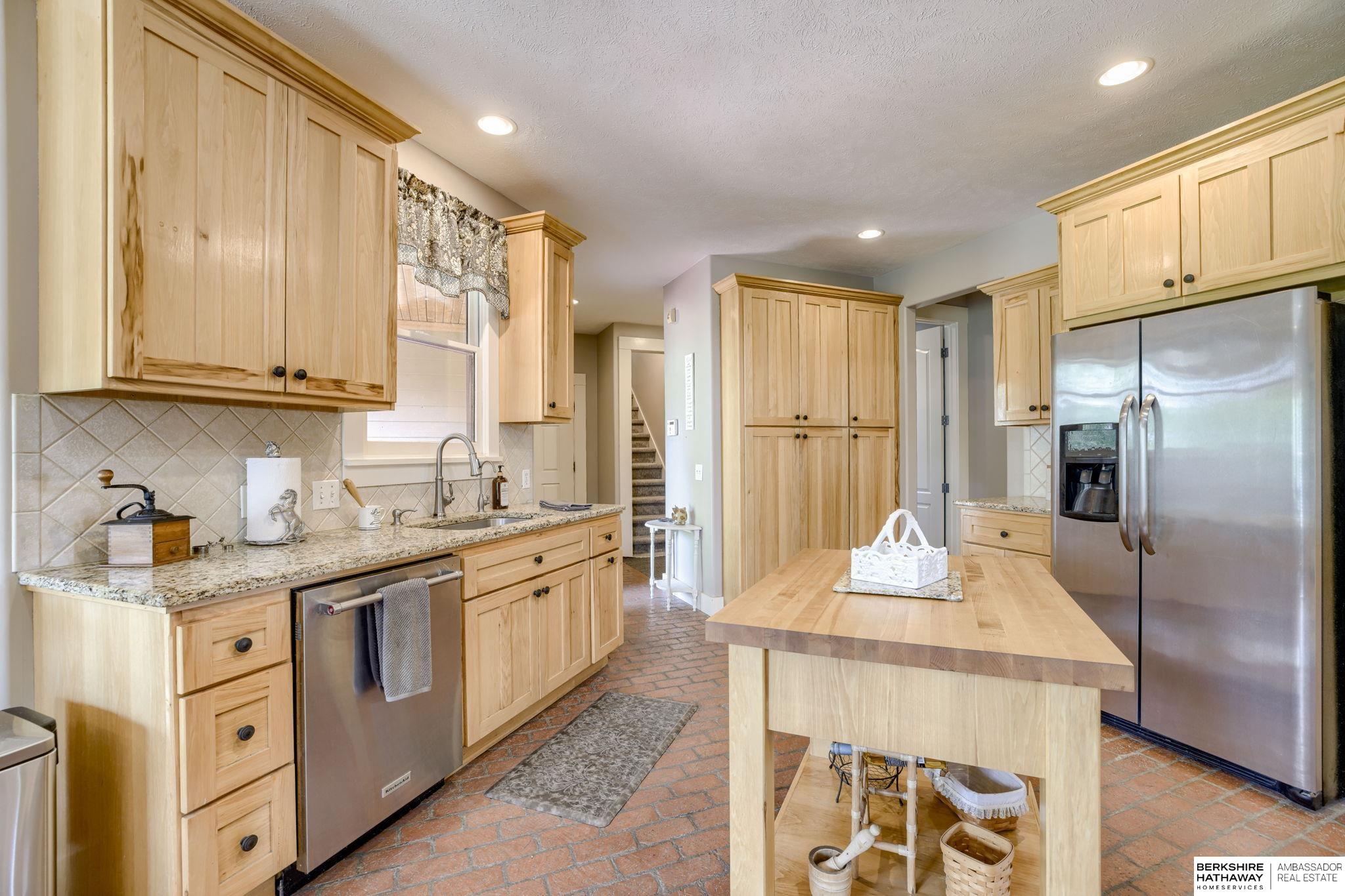 Nehawka, Nebraska 68413, United States, 4 Bedrooms Bedrooms, ,4 BathroomsBathrooms,Residential,Active,191746