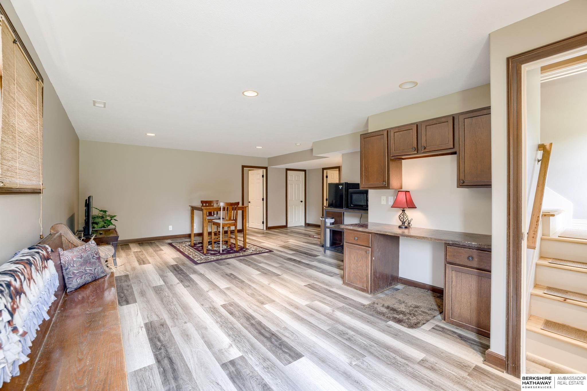 Nehawka, Nebraska 68413, United States, 4 Bedrooms Bedrooms, ,4 BathroomsBathrooms,Residential,Active,191746