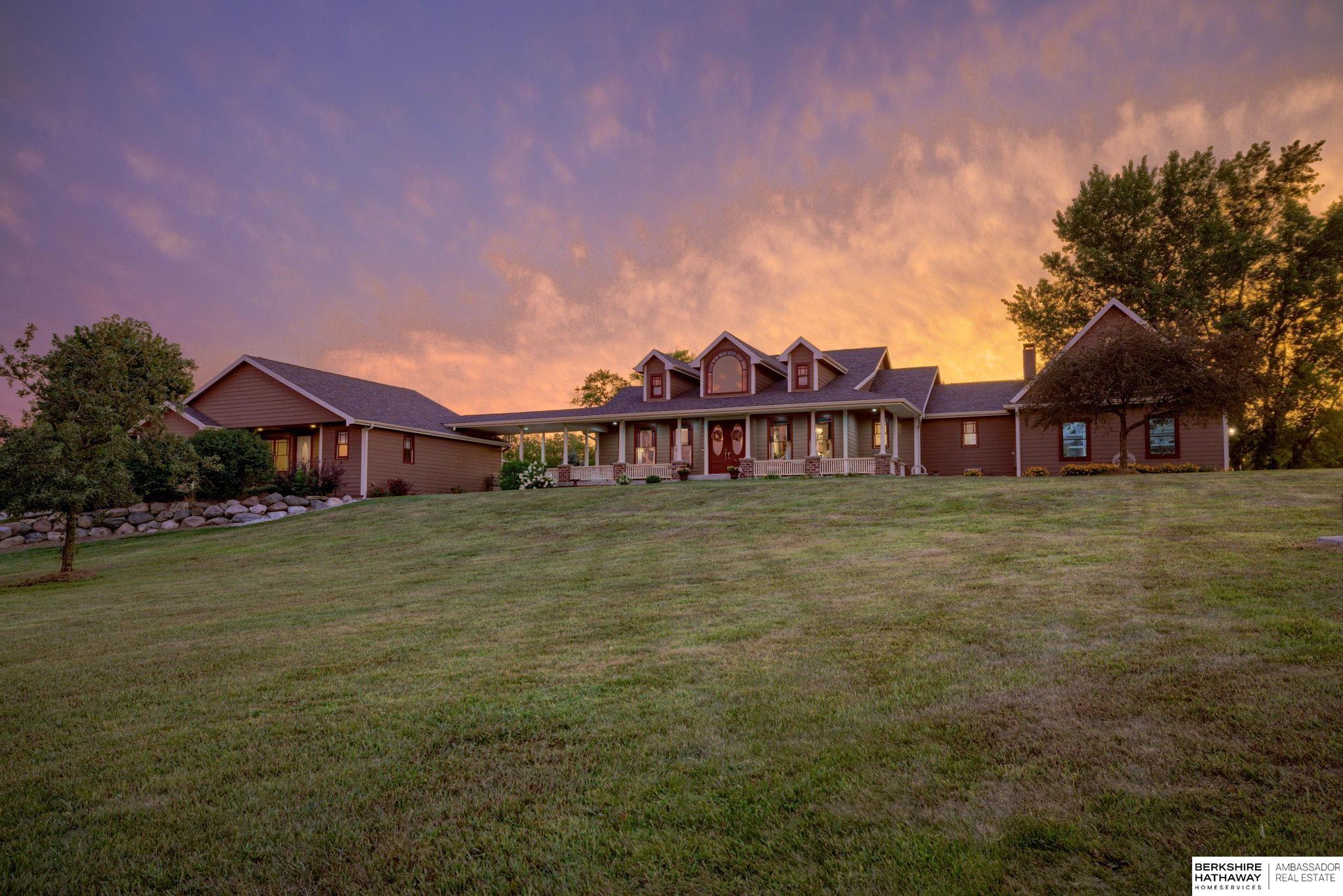 Nehawka, Nebraska 68413, United States, 4 Bedrooms Bedrooms, ,4 BathroomsBathrooms,Residential,Active,191746