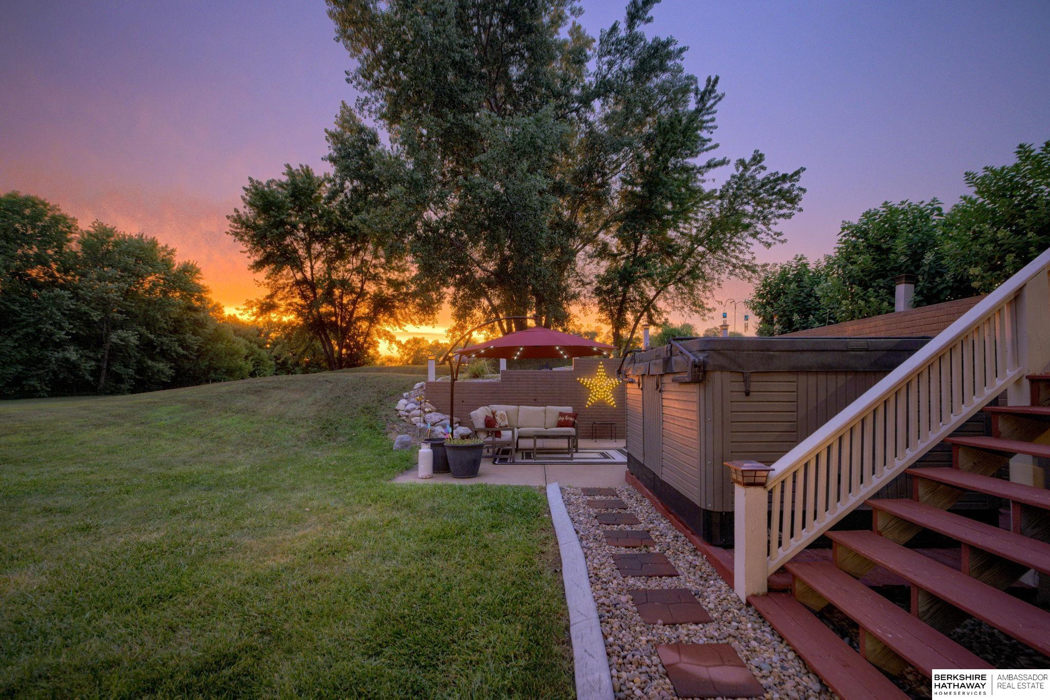 Nehawka, Nebraska 68413, United States, 4 Bedrooms Bedrooms, ,4 BathroomsBathrooms,Residential,Active,191746