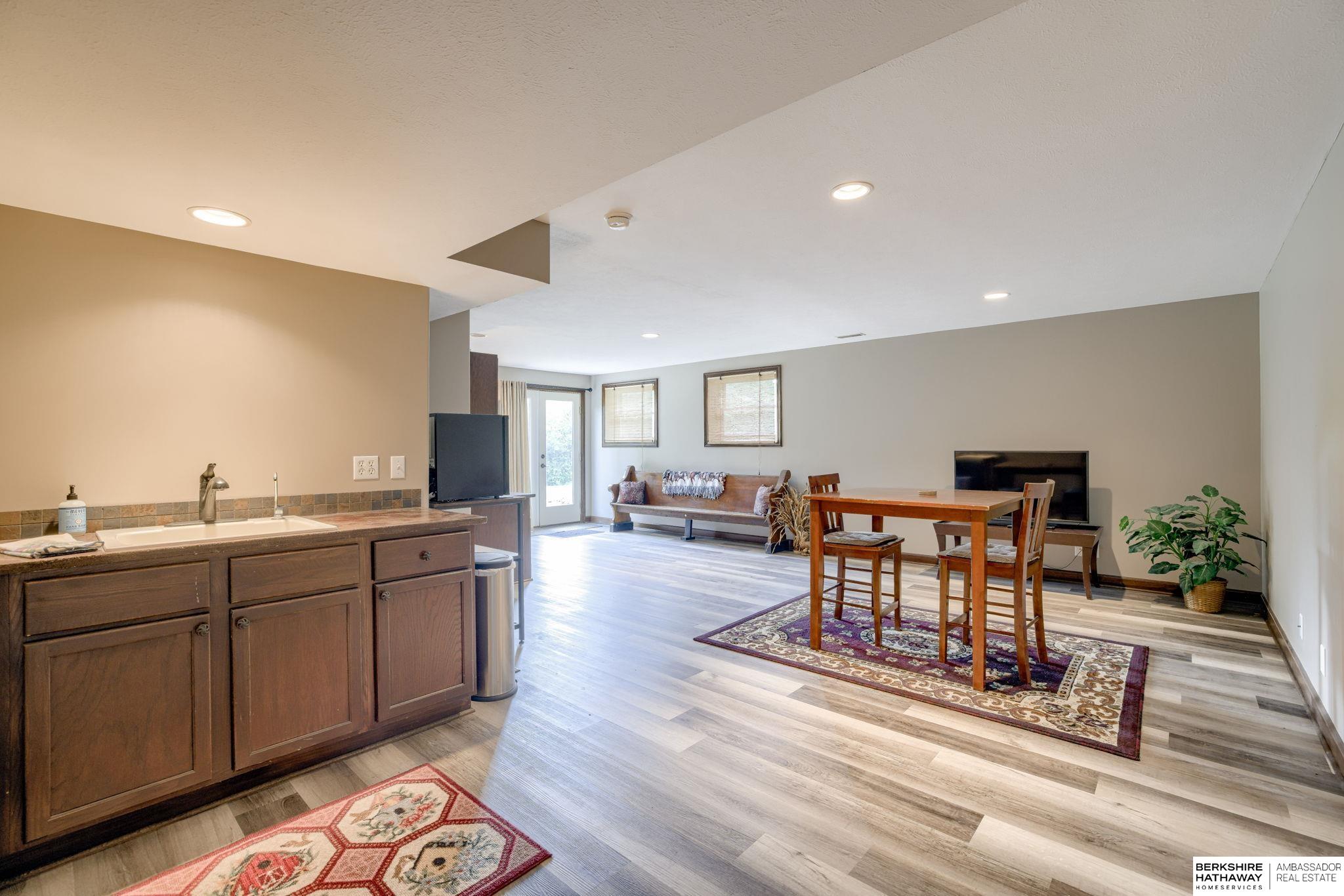 Nehawka, Nebraska 68413, United States, 4 Bedrooms Bedrooms, ,4 BathroomsBathrooms,Residential,Active,191746