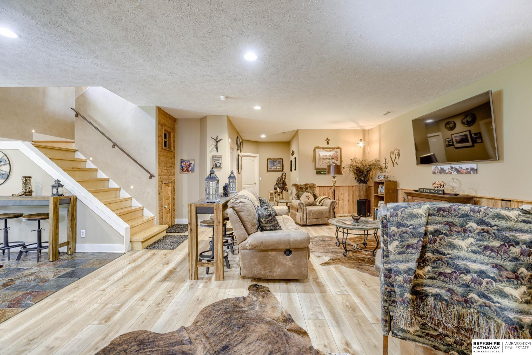 Nehawka, Nebraska 68413, United States, 4 Bedrooms Bedrooms, ,4 BathroomsBathrooms,Residential,Active,191746