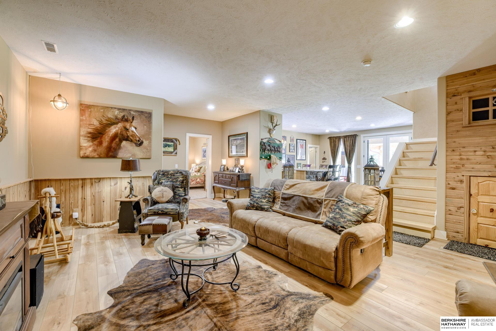 Nehawka, Nebraska 68413, United States, 4 Bedrooms Bedrooms, ,4 BathroomsBathrooms,Residential,Active,191746