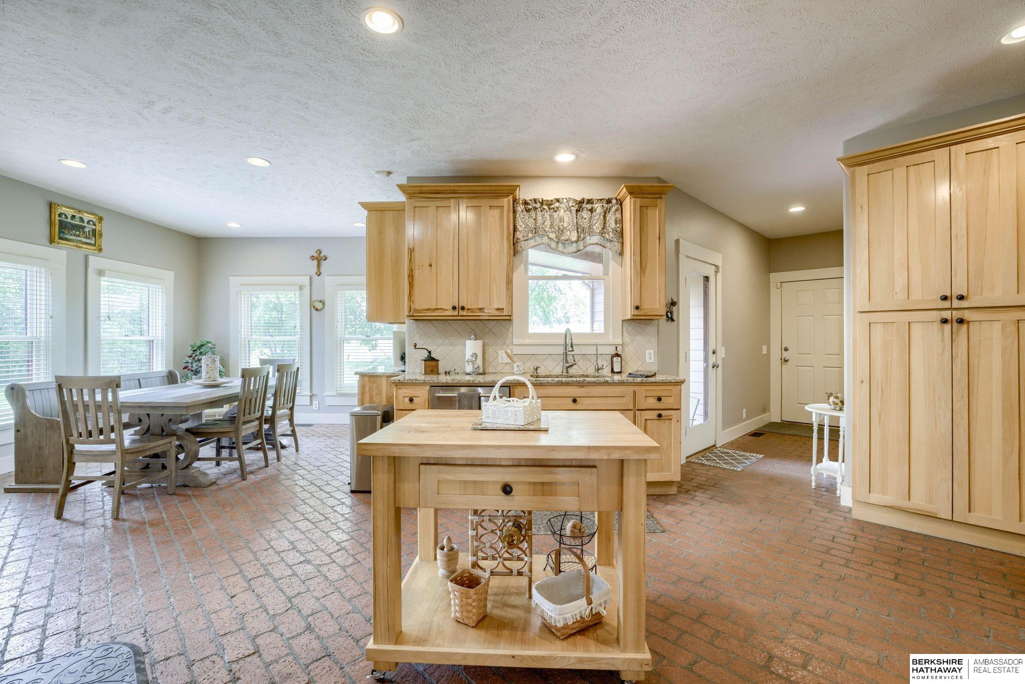 Nehawka, Nebraska 68413, United States, 4 Bedrooms Bedrooms, ,4 BathroomsBathrooms,Residential,Active,191746