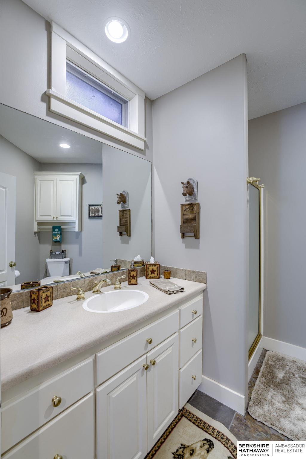 Nehawka, Nebraska 68413, United States, 4 Bedrooms Bedrooms, ,4 BathroomsBathrooms,Residential,Active,191746