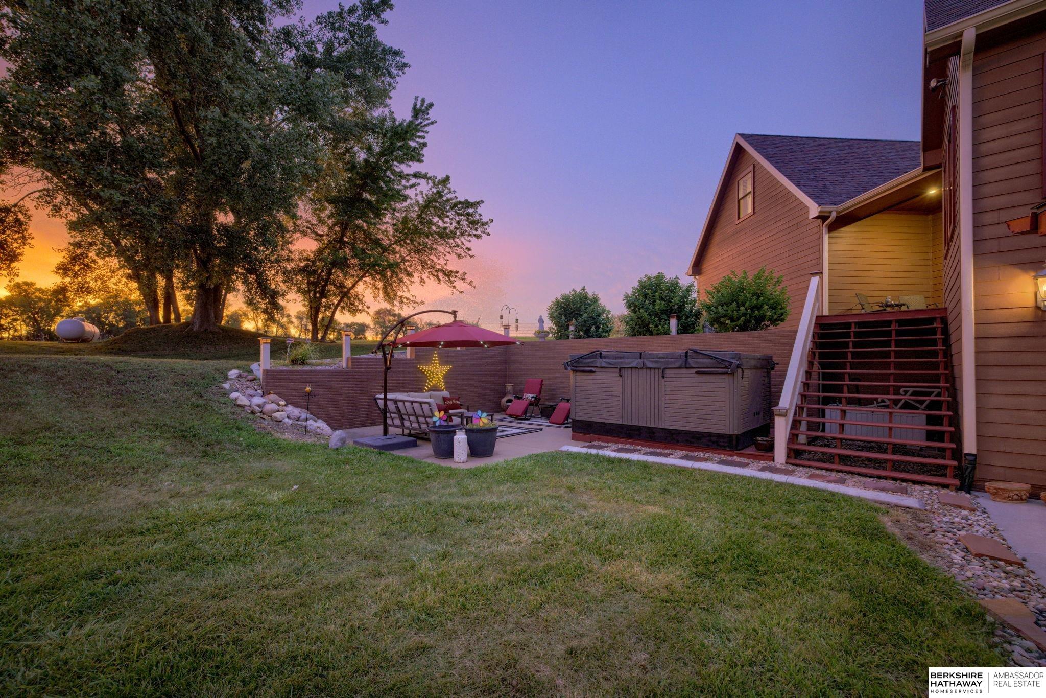 Nehawka, Nebraska 68413, United States, 4 Bedrooms Bedrooms, ,4 BathroomsBathrooms,Residential,Active,191746