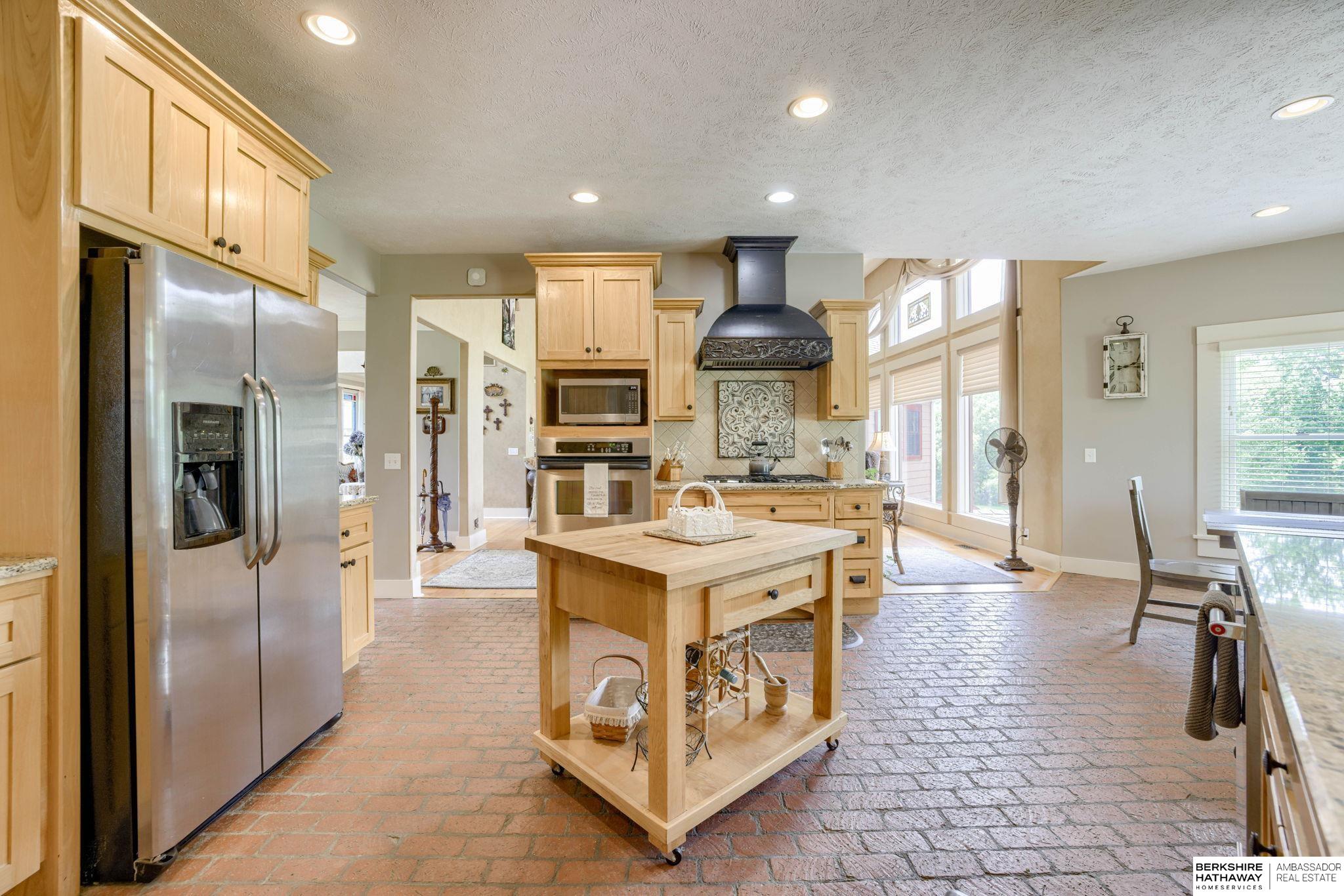 Nehawka, Nebraska 68413, United States, 4 Bedrooms Bedrooms, ,4 BathroomsBathrooms,Residential,Active,191746