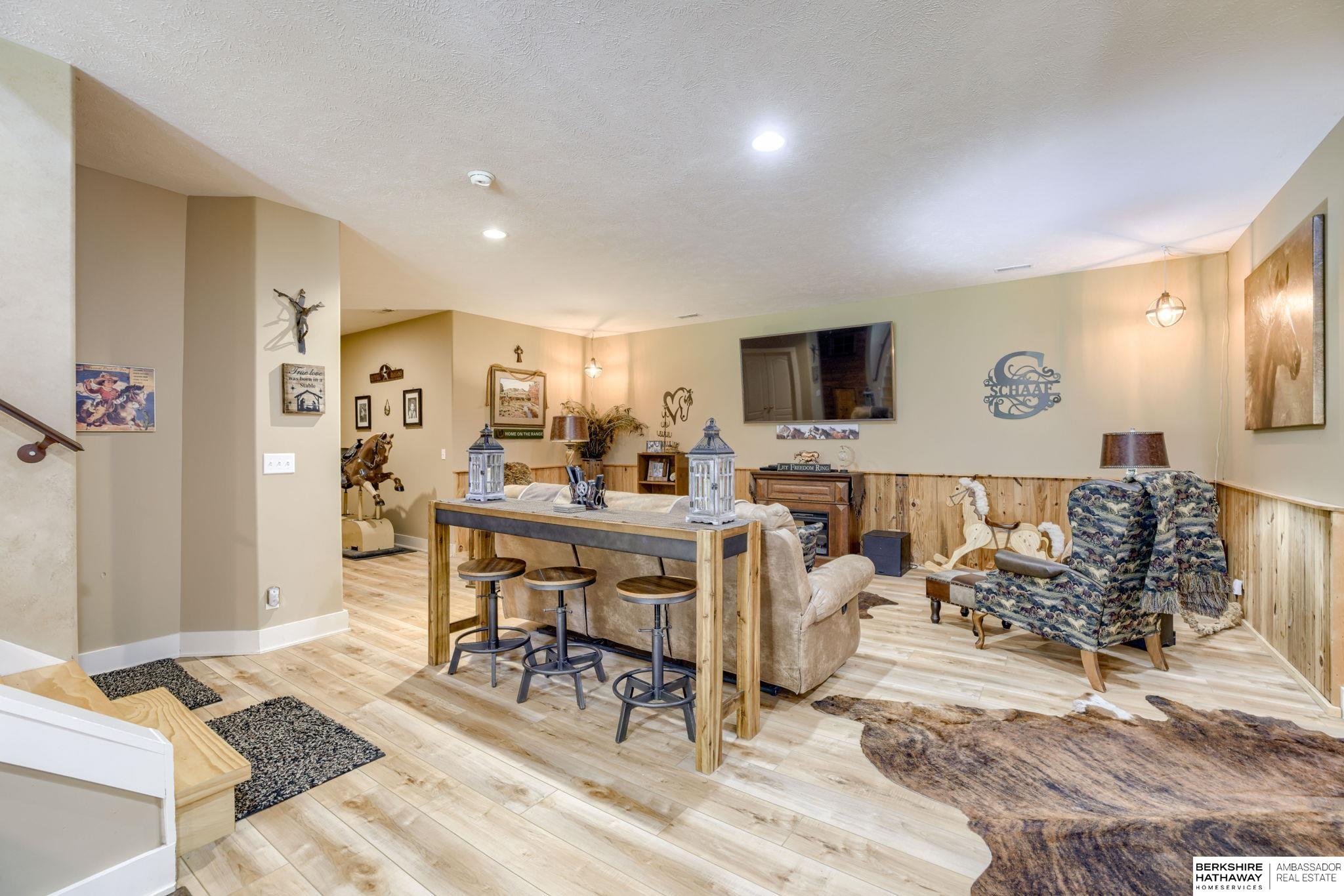 Nehawka, Nebraska 68413, United States, 4 Bedrooms Bedrooms, ,4 BathroomsBathrooms,Residential,Active,191746