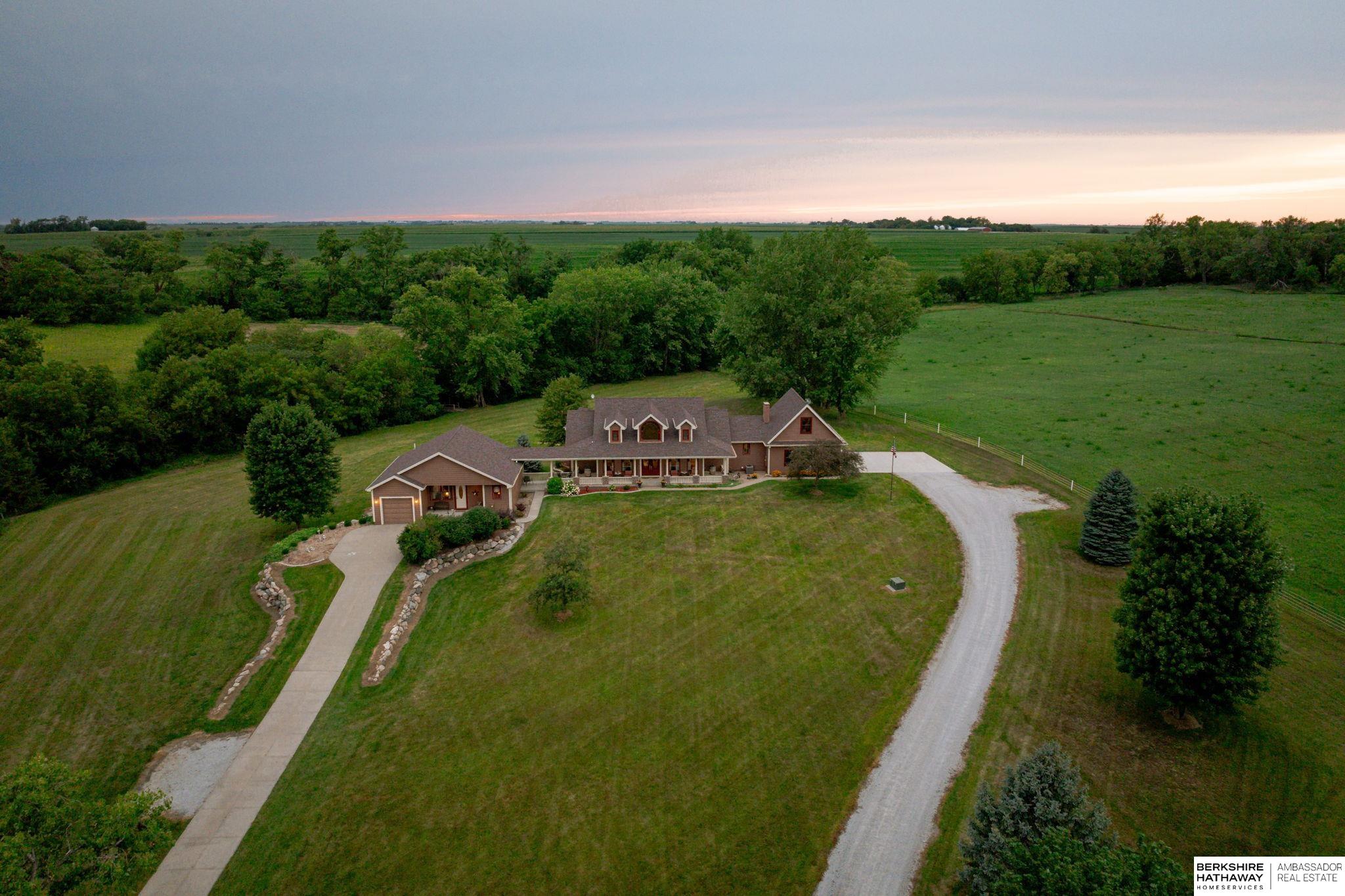 Nehawka, Nebraska 68413, United States, 4 Bedrooms Bedrooms, ,4 BathroomsBathrooms,Residential,Active,191746