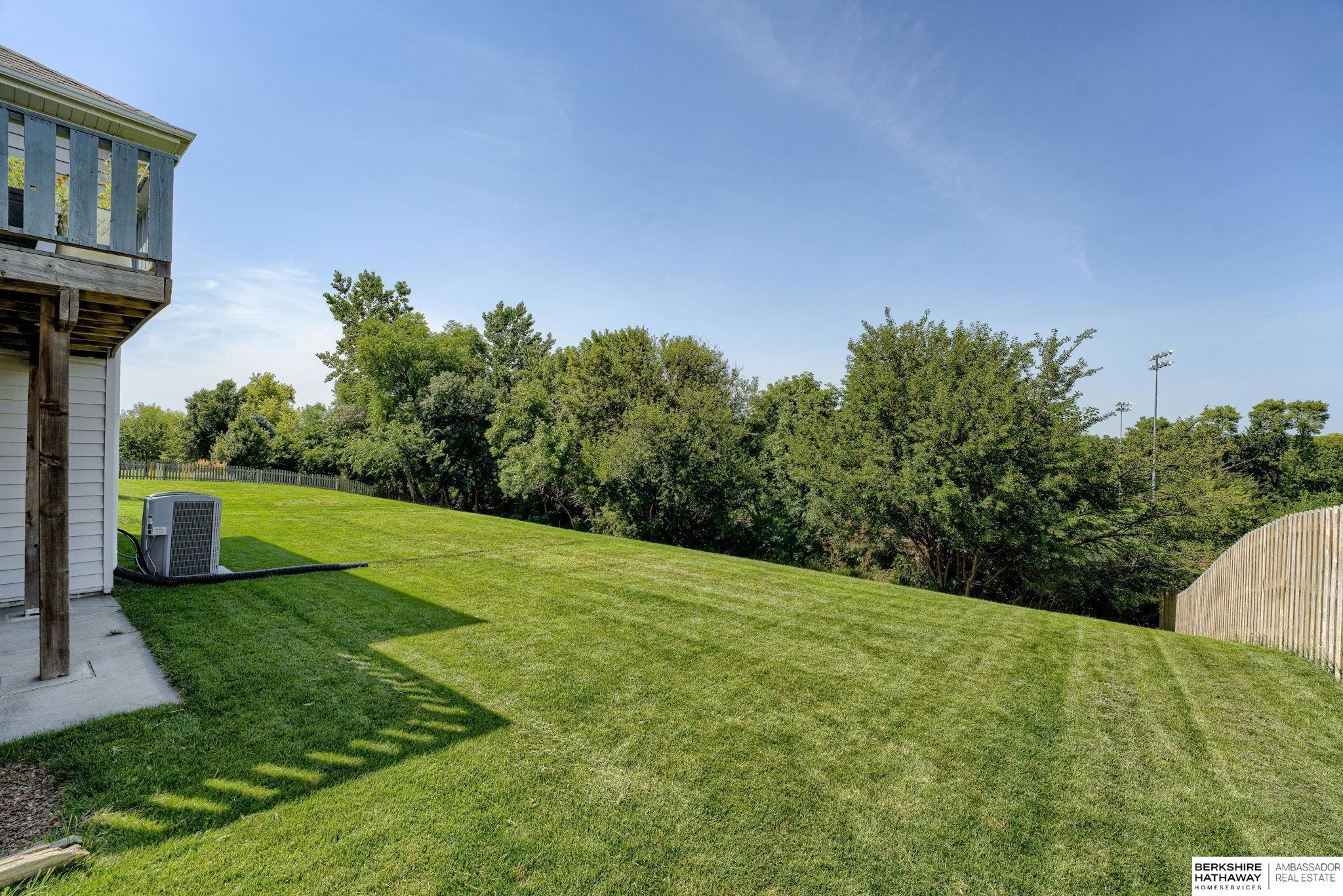 Omaha, Nebraska 68136, United States, 4 Bedrooms Bedrooms, ,3 BathroomsBathrooms,Residential,Active,216881