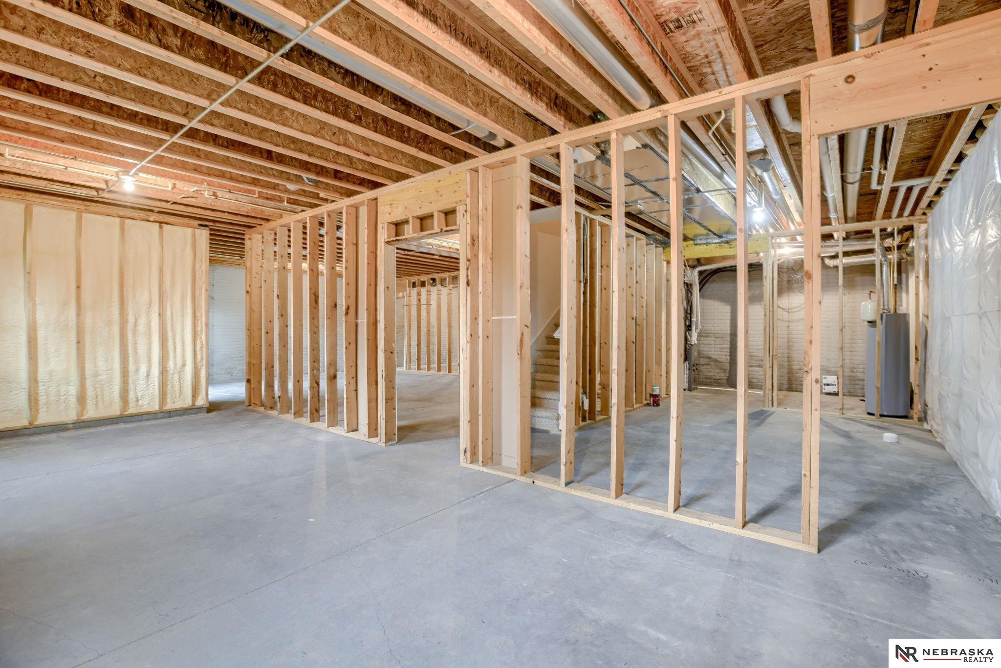 Omaha, Nebraska 68116, United States, 2 Bedrooms Bedrooms, ,2 BathroomsBathrooms,Residential,Pending,192626