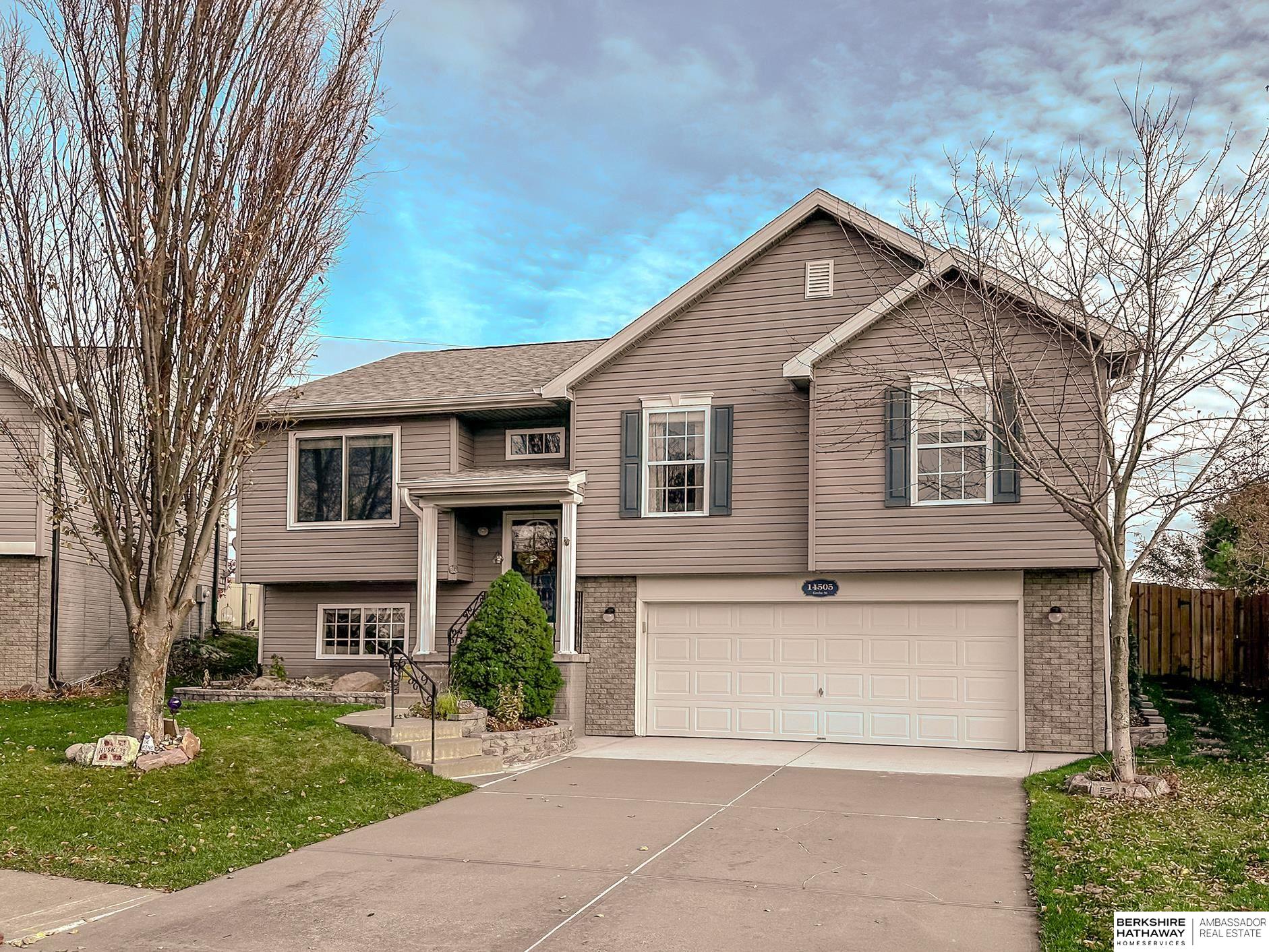 Bennington, Nebraska 68007, United States, 3 Bedrooms Bedrooms, ,2 BathroomsBathrooms,Residential,Active,246916