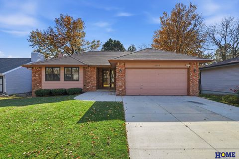 Photo of 3709 Briarwood Avenue, Lincoln, NE 68516 (MLS # 22534985)